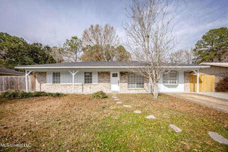 107 Carlsbad Place