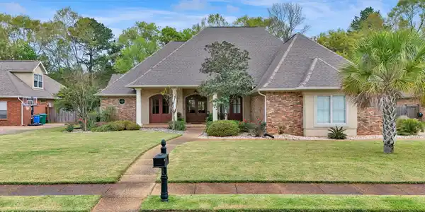 2115 Whitney Oaks Drive
