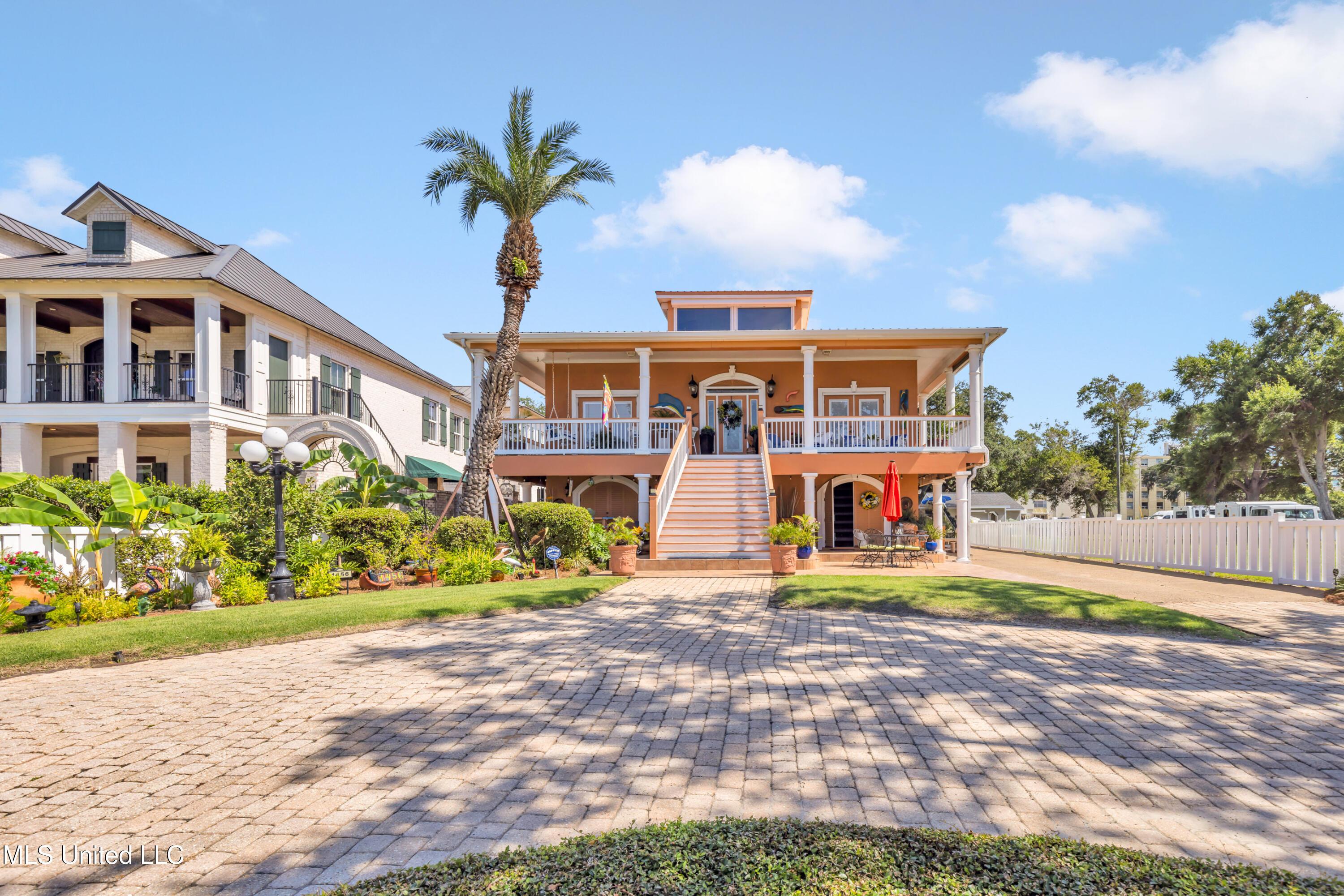 Image 3: 1456BeachBlvd-1