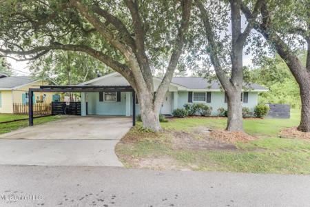 236 Pine Ridge Drive