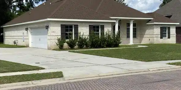 349 Goose Pointe Boulevard