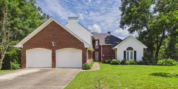 1068 Conley Circle