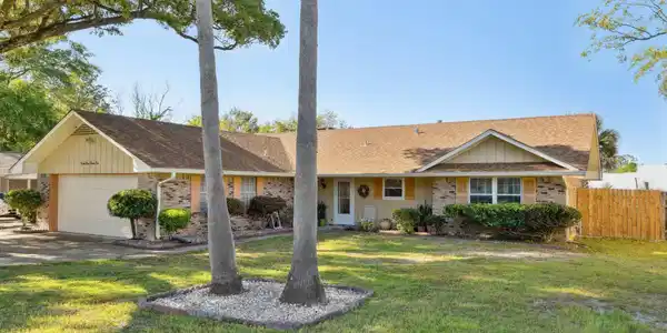 2321 Demaret Drive