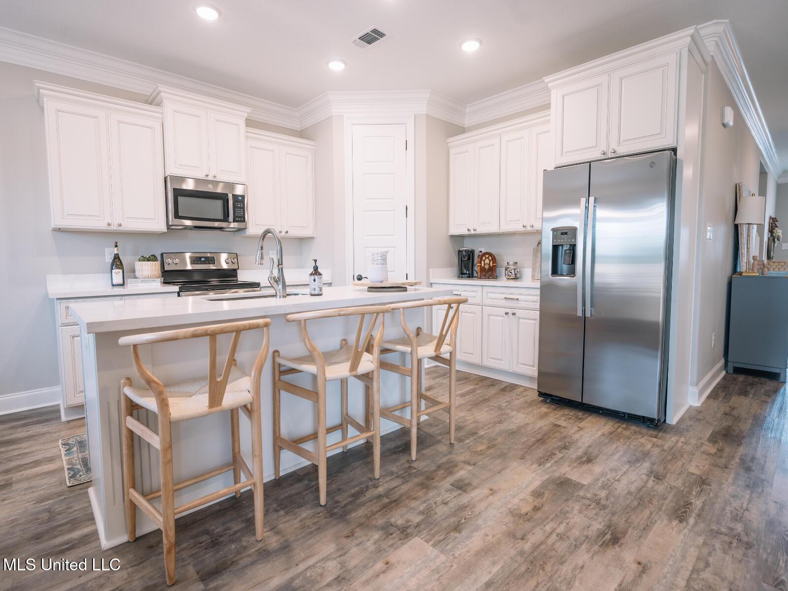 Image 2: _Coral_K255_Kitchen