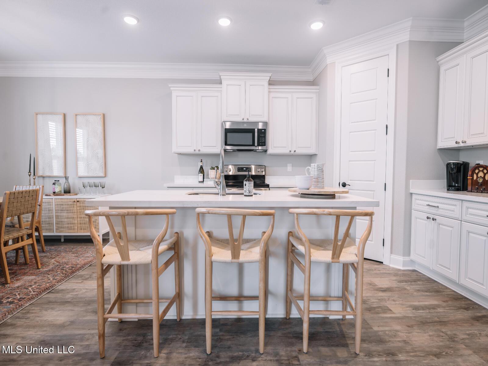 Image 3: Coral_K255_Kitchen2