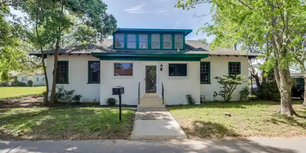 131 Suter Place