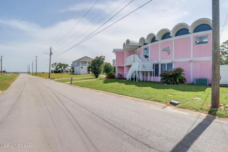 101 Hayden Avenue