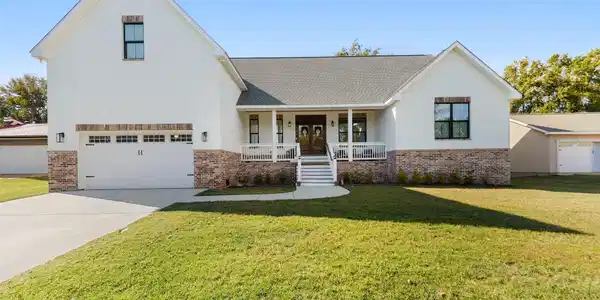 471 Cove Drive