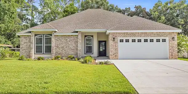 2502 Ridgewood Road