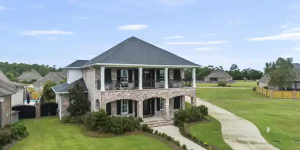 442 Goose Pointe Boulevard
