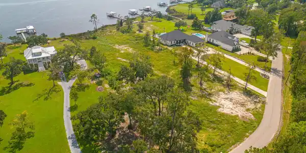 650 Wetzel Drive