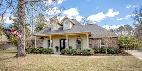 6112 Olde Magnolia Drive