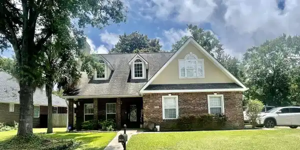 3510 Bramblewood Circle