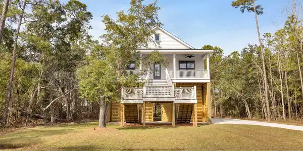 117 Forrest Street