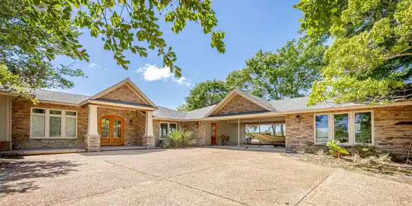 2801 Eagle Pine Drive