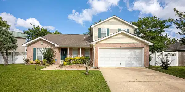 56 Lakeview Drive