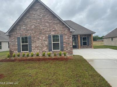 823 Leeward Drive