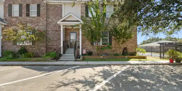 1805 Geerkin Street