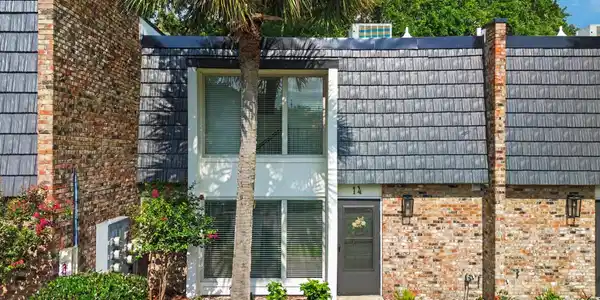527 Front Beach Drive