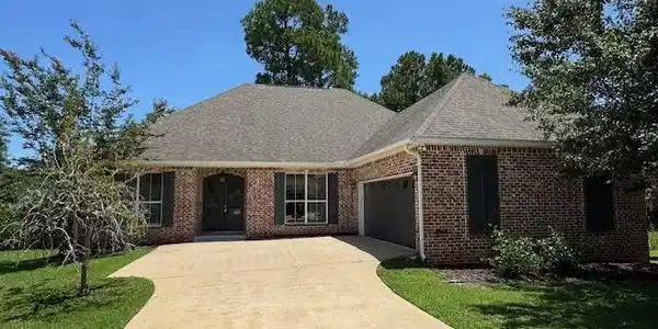418 Babineaux Place