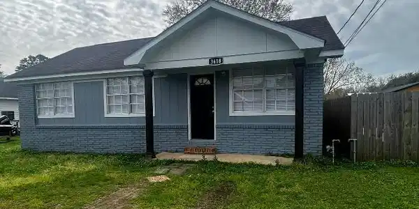 3418 Douglas Avenue