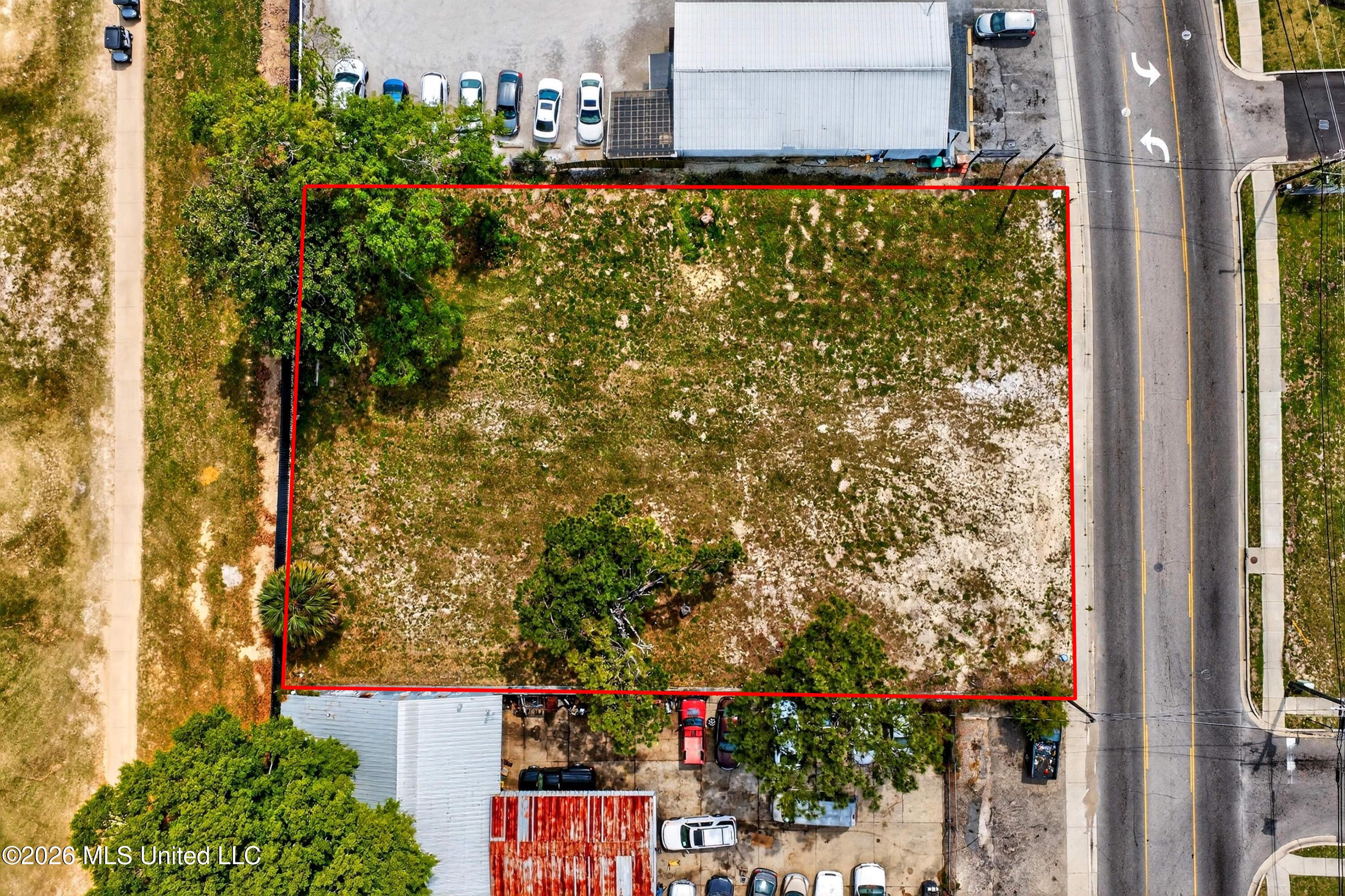 Image 2: IbervilleDrLot-9