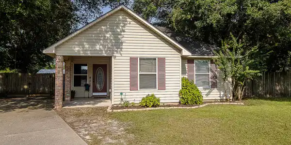 7117 Oak Cove Drive
