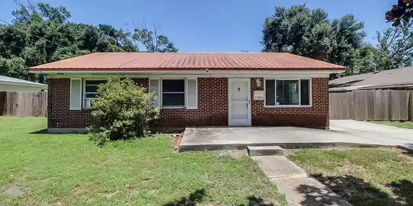 1003 Fant Drive