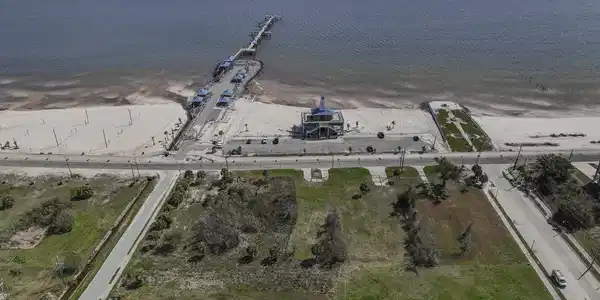 117 N Beach Boulevard