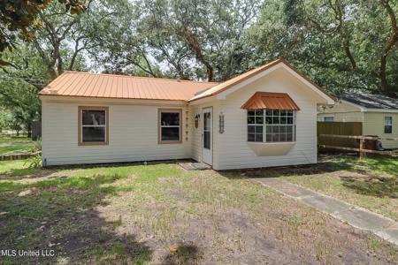 1681 Pringle Circle