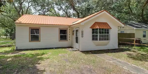 1681 Pringle Circle