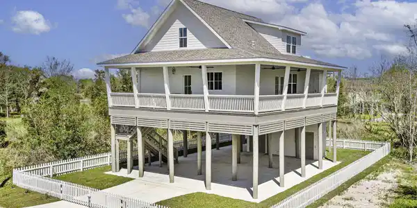 211 Chartres Street