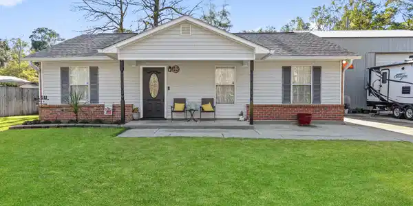 821 Peach Street Street