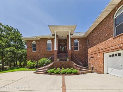 2816 Eagle Pine Drive