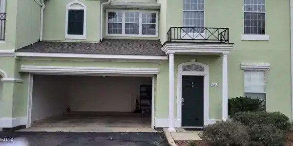 2252 Beach Drive
