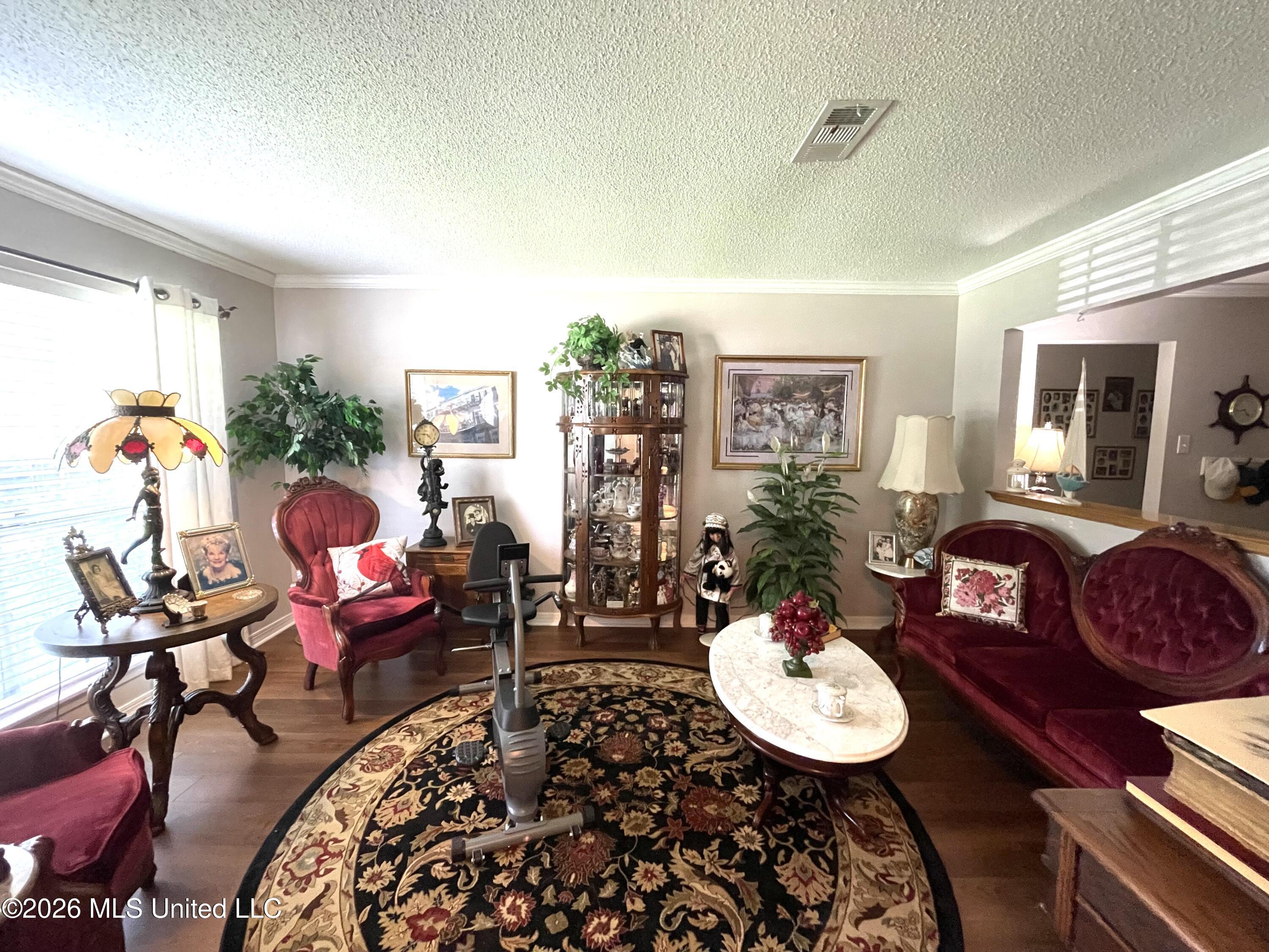 Image 3: Front Room