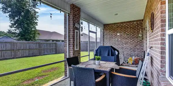 Image 3: Screened back porch