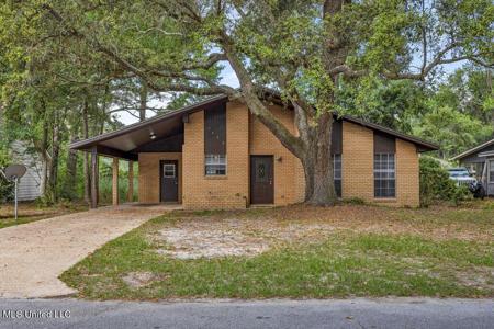 1605 10th Street S