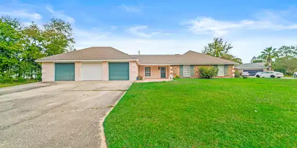 109 Fernwood Drive