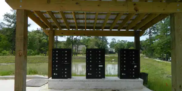 Image 4: 3