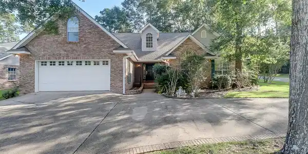 84122 Bayou Drive