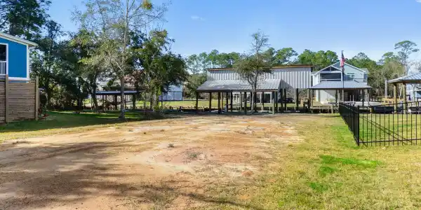 205 Youngswood Loop