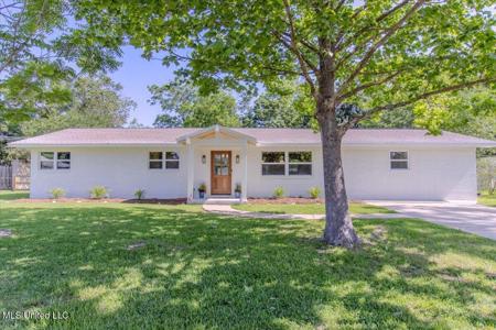 101 Colonial Drive