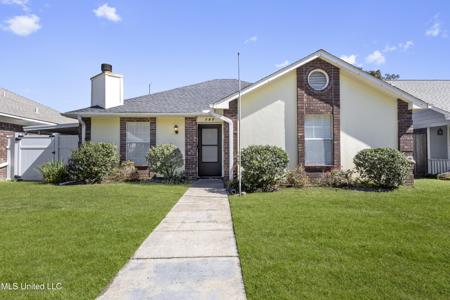 180 Briarfield Avenue