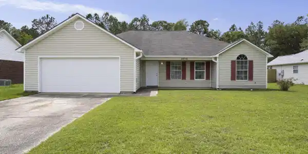 3276 Stonegate Circle