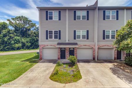 310 Peach Street