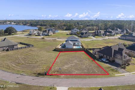 Goose Pointe Boulevard