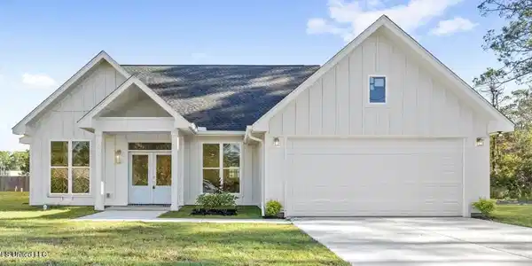 638 Fellgrass Street