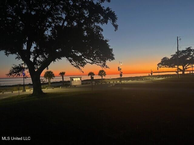 Image 4: 0c9d8b03-9343-438a-b011-8f188e85ef23