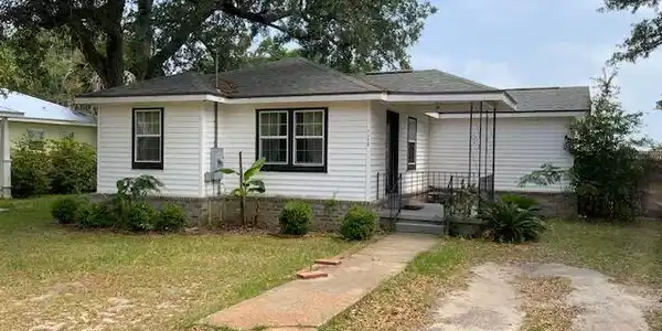 2013 Southern Avenue